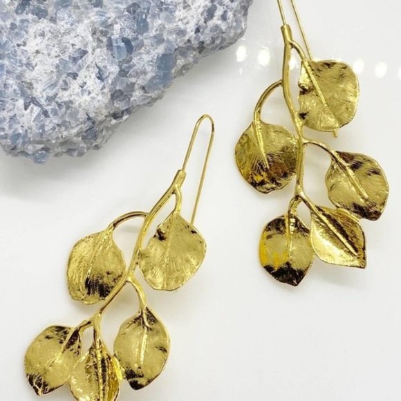 Botanical leaf 🍂 Geometric Earrings - Picture 3 of 6